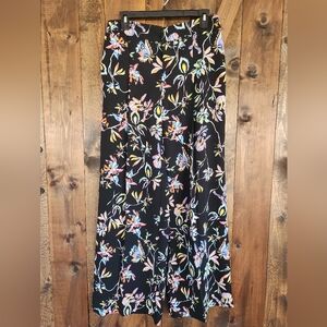 Gorgeous Size 6 Bar III Wide Leg Pant.